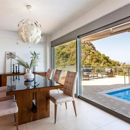 Villa Aigli Luxury - Seaview Panoramic Retreat