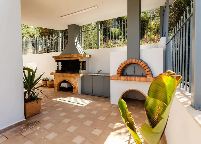 Aigli Luxury - Seaview Panoramic Retreat Βίλα Βέργα Καλαμάτας